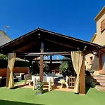 Raco De Lis Tatil Evi
